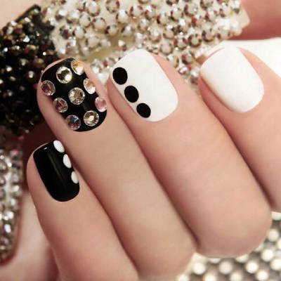 ACRYLIC NAILS
